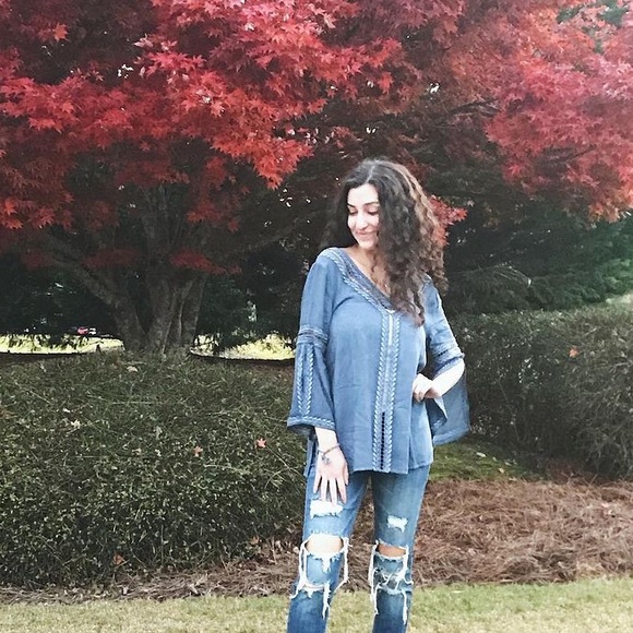 Boho denim flowy eyelet top - Picture 2 of 10